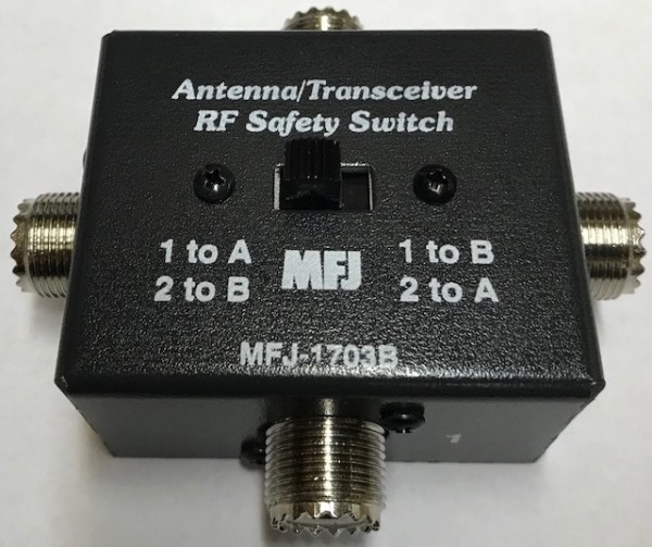 MFJ-1703B Antenne/Transceiver Safety Switch