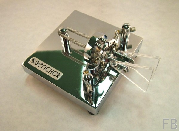 Bencher BY-2 Squeeze-Mechanik mit verchromter Grundplatte und Chromaufbauten