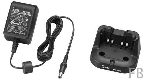 Icom BC-213 Ladschale mit Netzteil BC-123SE im Lieferumfang