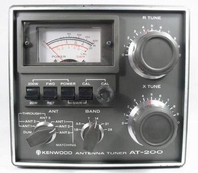 Kenwood AT-200 Antennentuner