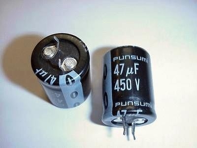 Elektrolytkondensator 47 µF 450 Volt