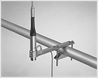 Diamond BK-10 Mast-Klemmhalter für Balkone und Mobilantennen