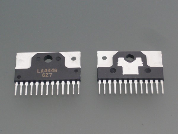 Sanyo LA 4446 Power Audio Amplifier 2x5,5W SIL13